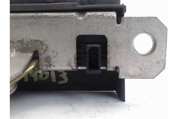 Recambio de cerradura porton para volkswagen polo iv (9n1) 1.4 16v referencia OEM IAM 606827505B  