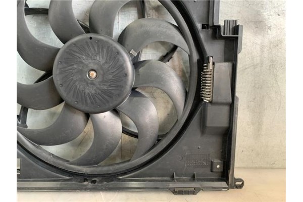 Recambio de electroventilador para bmw serie 1 berlina 5p (f20) 2.0 116d referencia OEM IAM 15272311  