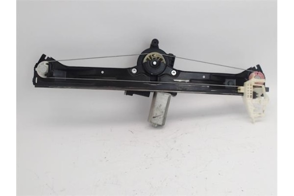 Recambio de mecanismo elevalunas delantero izquierdo para fiat bravo (182) 1.2 16v 80 trofeo referencia OEM IAM 72005003  