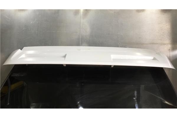 Recambio de porton trasero para ford focus berlina (cap) 1.6 sport referencia OEM IAM 1633845  
