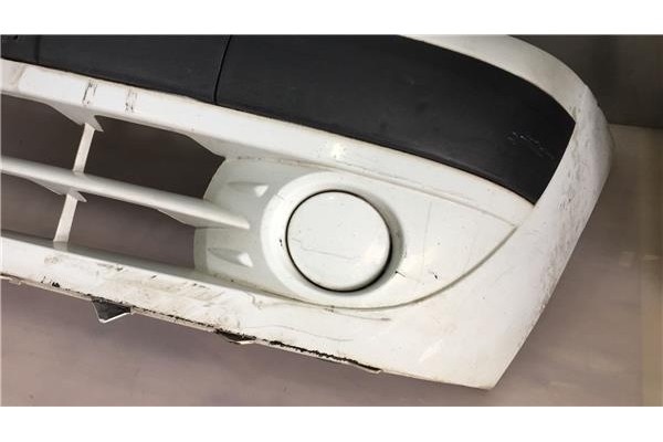 Recambio de paragolpes delantero para renault clio ii fase ii (b/cb0) 1.5 authentique referencia OEM IAM 8201371162  