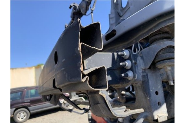 Recambio de refuerzo paragolpes para toyota land cruiser (j12) 3.0 d-4d (kdj120) referencia OEM IAM 5202160100  