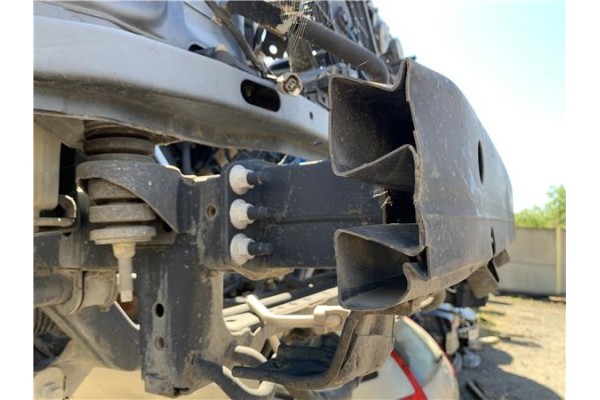 Recambio de refuerzo paragolpes para toyota land cruiser (j12) 3.0 d-4d (kdj120) referencia OEM IAM 5202160100  