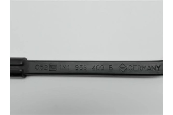 Recambio de brazo limpiaparabrisas delantero izquierdo para seat leon (1m1) 1.9 tdi referencia OEM IAM 1M1955409B  