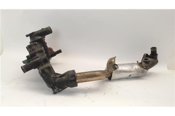 Recambio de termostato para peugeot 307 break / sw (s1) 2.0 hdi 90 referencia OEM IAM 9643211880  