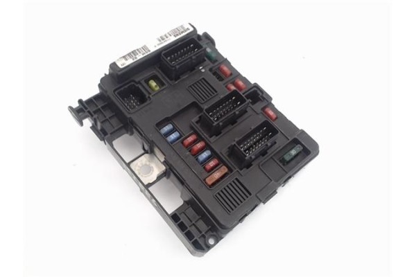 Recambio de centralita para peugeot partner furgón (5) 1.9 d referencia OEM IAM   