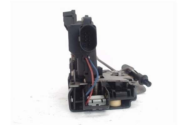 Recambio de cierre electromagnetico trasero izquierdo para audi a4 berlina (8e) 1.8 t referencia OEM IAM 8E0839015C 4B0839015D 8