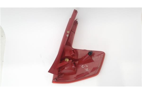 Recambio de piloto trasero izquierdo para citroen c4 berlina referencia OEM IAM 9655864080  
