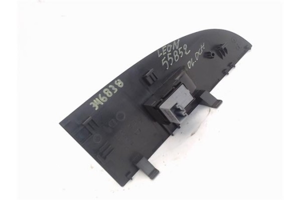 Recambio de mando elevalunas delantero derecho para seat leon (1p1) 1.9 tdi referencia OEM IAM 1P1867172 156023101 
