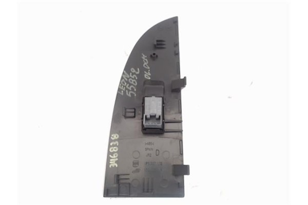 Recambio de mando elevalunas delantero derecho para seat leon (1p1) 1.9 tdi referencia OEM IAM 1P1867172 156023101 