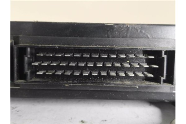Recambio de centralita para rover 800 (xs) 820 referencia OEM IAM 84714D AUU1064 