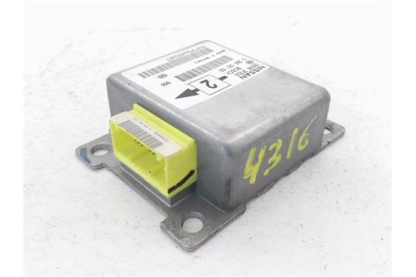 Recambio de centralita abs para nissan primera berlina (p11) 2.0 16v referencia OEM IAM 285562F200 2,85E+08 