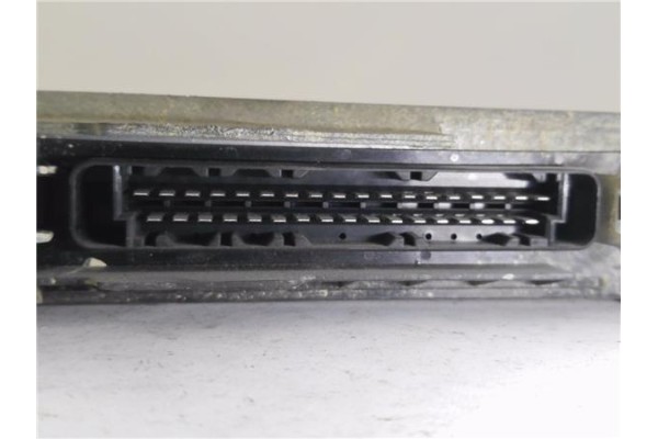 Recambio de centralita para renault twingo ii 1.2 acces referencia OEM IAM 7700860324 IAW6R30 