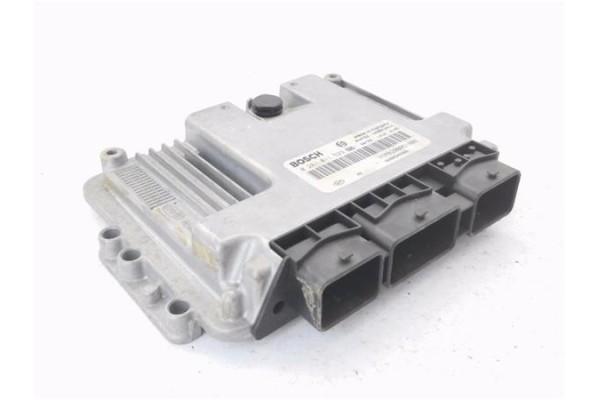 Recambio de centralita para renault trafic ii furgón (fl) 1.9 dci 100 (fl0c) referencia OEM IAM 8200051608 281011529 
