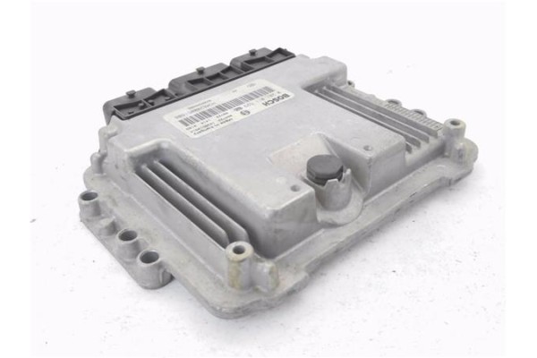 Recambio de centralita para renault trafic ii furgón (fl) 1.9 dci 100 (fl0c) referencia OEM IAM 8200051608 281011529 