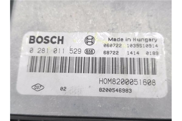 Recambio de centralita para renault trafic ii furgón (fl) 1.9 dci 100 (fl0c) referencia OEM IAM 8200051608 281011529 
