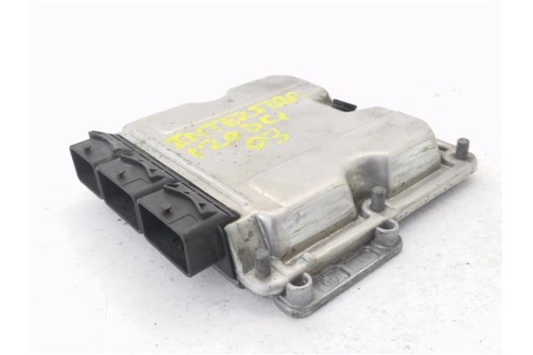 Recambio de centralita para nissan interstar furgón (x70) dci 100 referencia OEM IAM 8200091432 281010784 