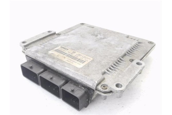 Recambio de centralita para nissan interstar furgón (x70) dci 100 referencia OEM IAM 8200091432 281010784 