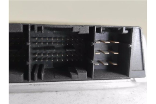 Recambio de centralita para bmw serie 3 berlina (e46) 2.0 320i referencia OEM IAM DME1430940 261204420 