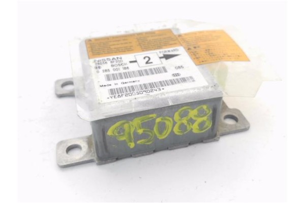 Recambio de centralita airbag para nissan terrano ii (r20) 2.7 td 4wd referencia OEM IAM 285568F200 285001186 