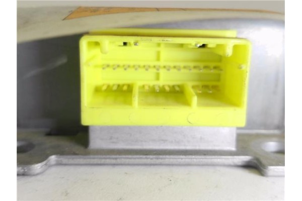 Recambio de centralita airbag para nissan terrano ii (r20) 2.7 td 4wd referencia OEM IAM 285568F200 285001186 