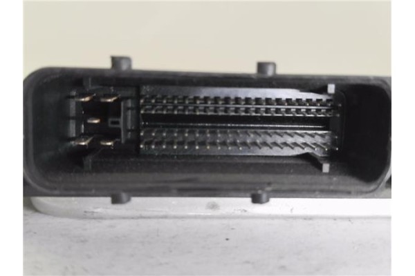 Recambio de centralita para volkswagen polo iii berlina (6n2) 1.4 trendline referencia OEM IAM 045906019 281001940 