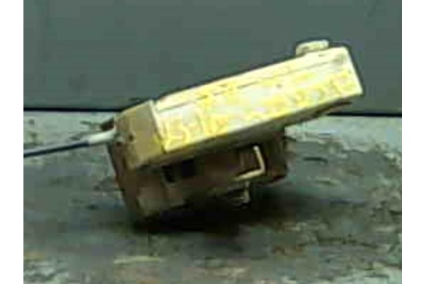 Recambio de cierre electromagnetico trasero izquierdo para ford escort v (gal) 1.3 referencia OEM IAM 6894358  