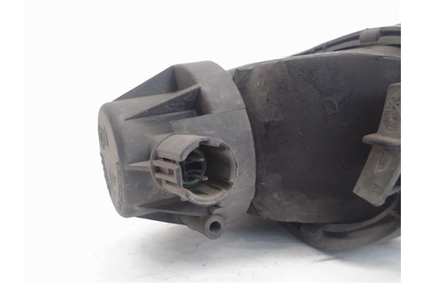 Recambio de faro antiniebla derecho para renault r 19 berl. con portón (b/c53) referencia OEM IAM 7700830610  