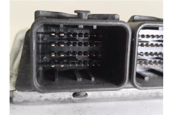 Recambio de centralita para nissan primastar furgón (x83) dci 100 referencia OEM IAM 8200051608 281010632 