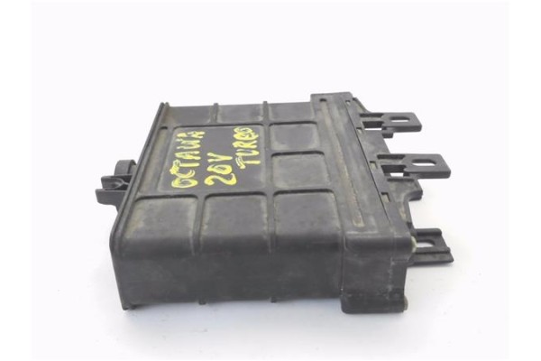 Recambio de centralita para skoda octavia berlina (1u2) 1.8 turbo slx (i,f) referencia OEM IAM 01M927733ET 5DG00792106 