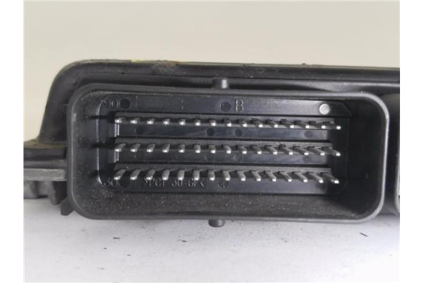 Recambio de centralita para volvo s40 berlina 1.6 referencia OEM IAM 30616632 S110602001F 
