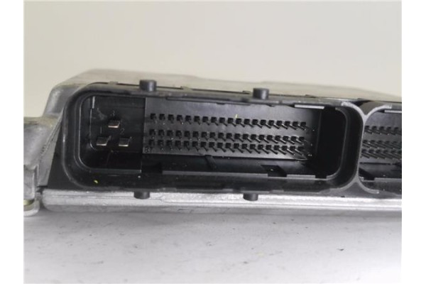 Recambio de centralita para saab 9-3 berlina 2.2 tid referencia OEM IAM 4662870 281001617 
