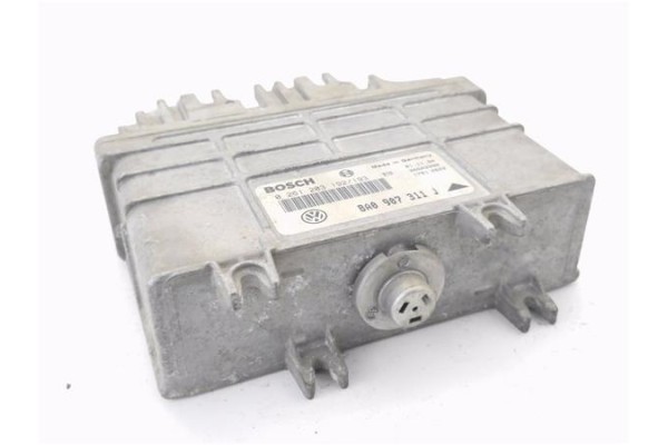 Recambio de centralita para seat ibiza (6k1) 1.6 i referencia OEM IAM 8A0907311J 261203192 