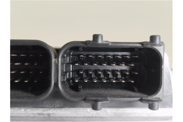 Recambio de centralita para audi a3 (8l) 1.8 t ambiente referencia OEM IAM 06A906018AQ 261204678 