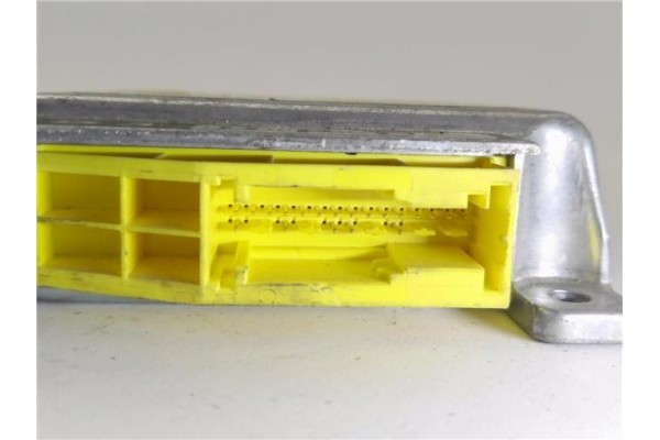 Recambio de centralita airbag para kia rio (bc) 1.5 16v referencia OEM IAM 0K32B677F0  