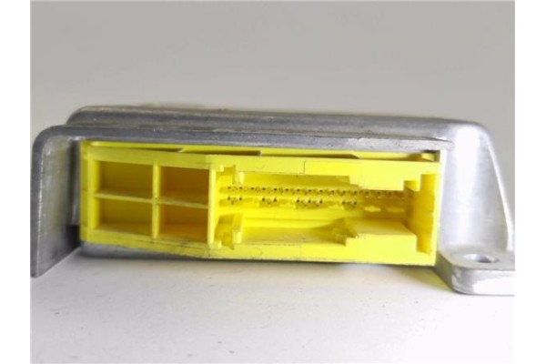 Recambio de centralita airbag para kia shuma 1.8 i 16v referencia OEM IAM 0K2AA677F0A  