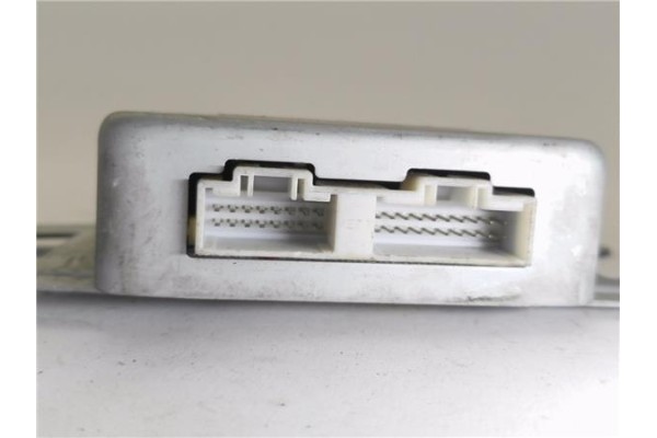Recambio de centralita para kia carnival ii (fl) 2.9 td referencia OEM IAM OK55A18701A  