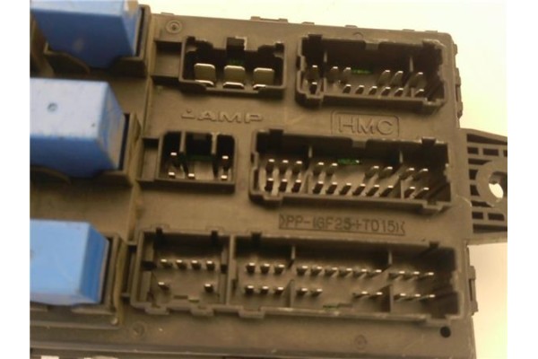 Recambio de caja reles para hyundai santa fe (sm) 2.0 gls crdi referencia OEM IAM 9118826105  