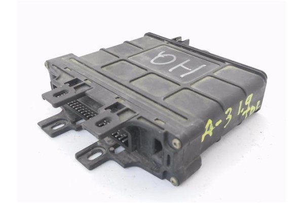Recambio de centralita para audi a3 (8l) 1.9 tdi ambiente referencia OEM IAM 01M927733HQ 5DG00792315 
