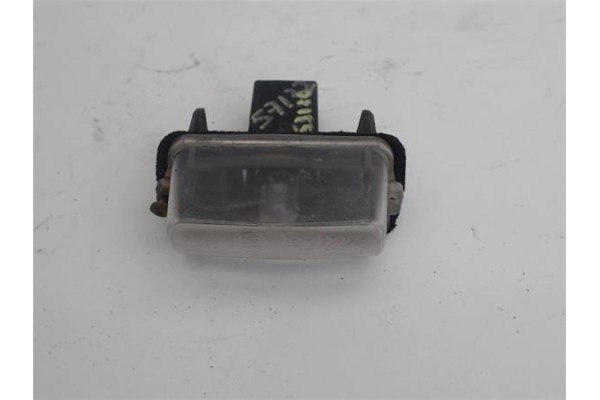 Recambio de piloto matricula trasero izquierdo para peugeot 207 1.6 hdi referencia OEM IAM   