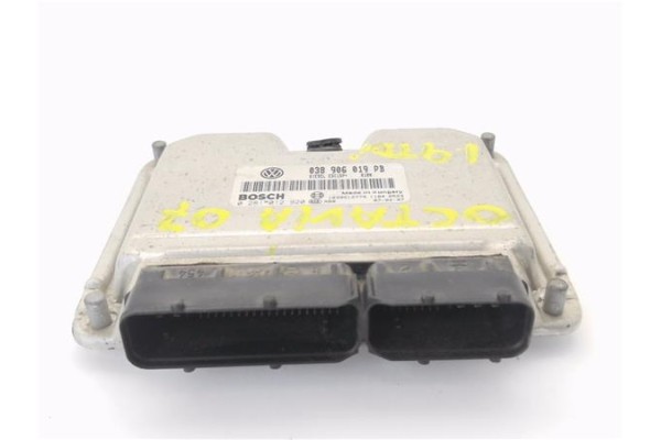 Recambio de centralita para skoda octavia berlina (1z3) 1.9 tdi referencia OEM IAM 038906019PB 281012920 