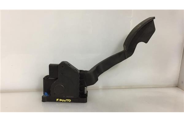 Recambio de pedal acelerador para fiat punto / grande punto (199) 1.4 referencia OEM IAM 55702020  