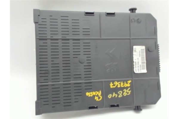 Recambio de caja fusibles/rele para citroen c4 picasso 1.6 hdi referencia OEM IAM 966405908001 281201930B 