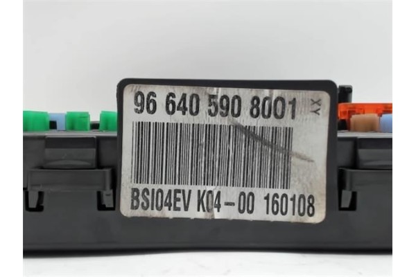 Recambio de caja fusibles/rele para citroen c4 picasso 1.6 hdi referencia OEM IAM 966405908001 281201930B 