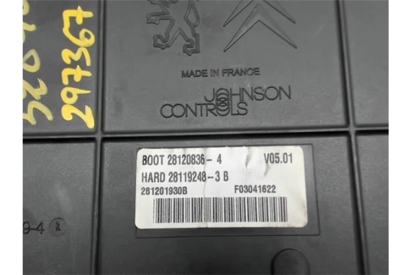 Recambio de caja fusibles/rele para citroen c4 picasso 1.6 hdi referencia OEM IAM 966405908001 281201930B 