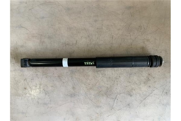 Recambio de amortiguador trasero derecho para honda jazz (gd1/5) 1.4 referencia OEM IAM   