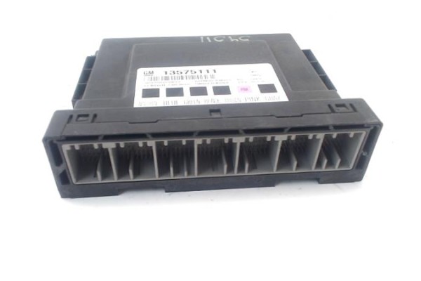Recambio de modulo confort para opel astra j 1.6 referencia OEM IAM 13575111  