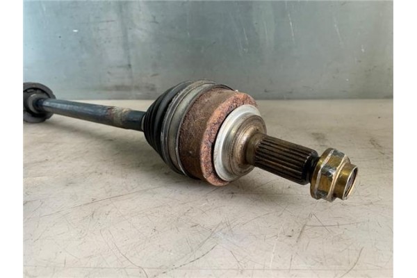 Recambio de palier delantero derecho para honda jazz (gd1/5) 1.4 referencia OEM IAM   