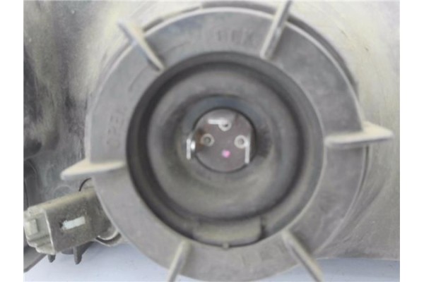 Recambio de faro delantero izquierdo para nissan sunny berlina (n14) 1.6 slx referencia OEM IAM E13013503  