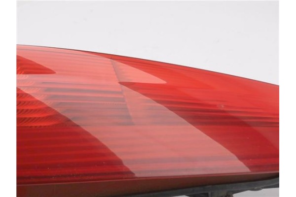 Recambio de piloto trasero derecho para fiat ii punto (188) berlina 1.2 16v elx referencia OEM IAM 46794077  